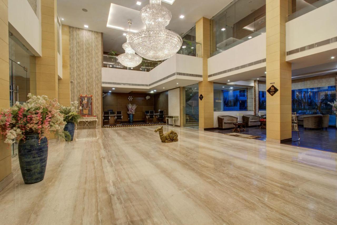 Oyo 3575 The Wave International Hotel Jamshedpur Exterior photo