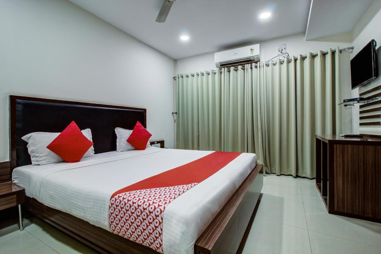 Oyo 3575 The Wave International Hotel Jamshedpur Exterior photo
